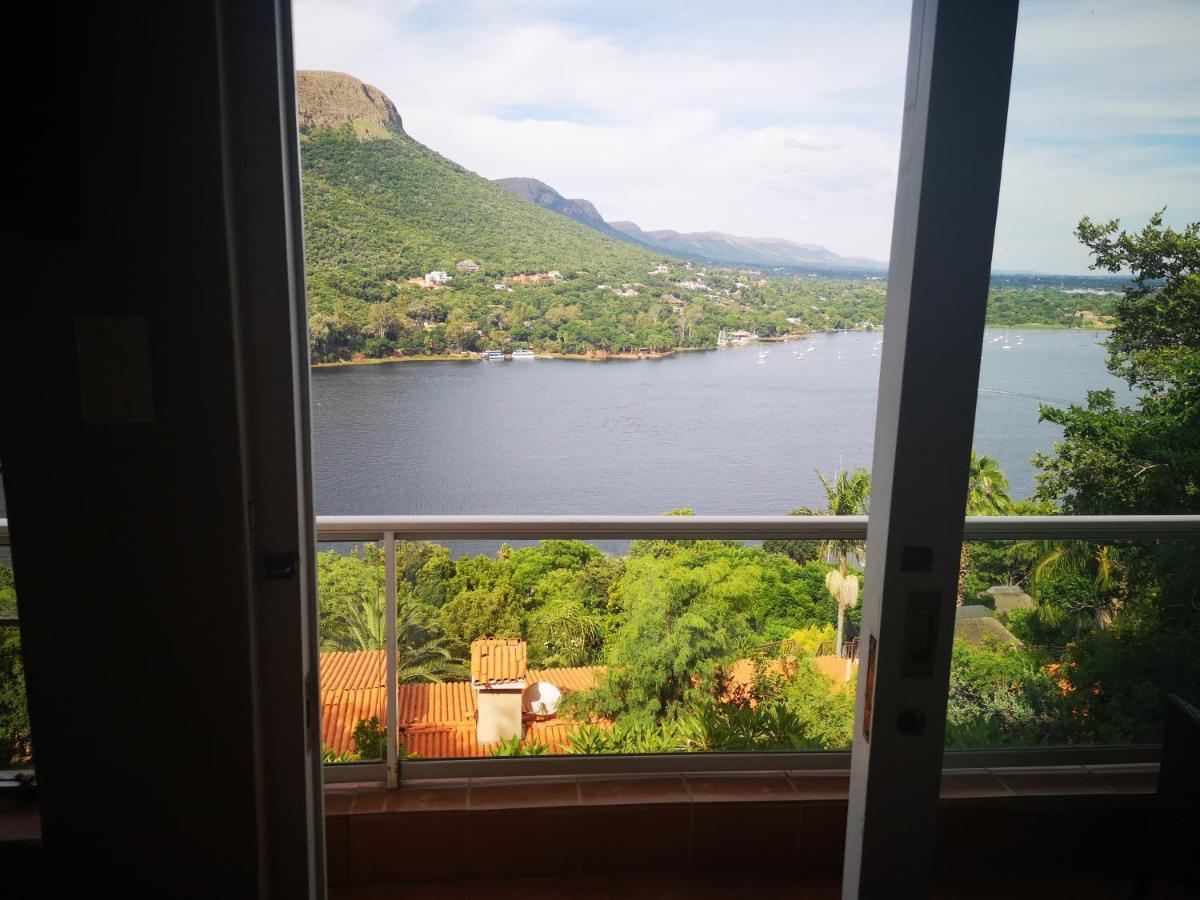 Letamong Bed & Breakfast Hartbeespoort Ngoại thất bức ảnh